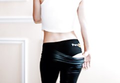 MyDirtyHobby - اولین کانال گیف های سکسی در تلگرام بار نوجوان شلوغ جوان در دوربین