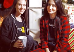 Cheerleader داغ بلوند می شود گربه او را نابود کرد کانال گیفهای سکسی
